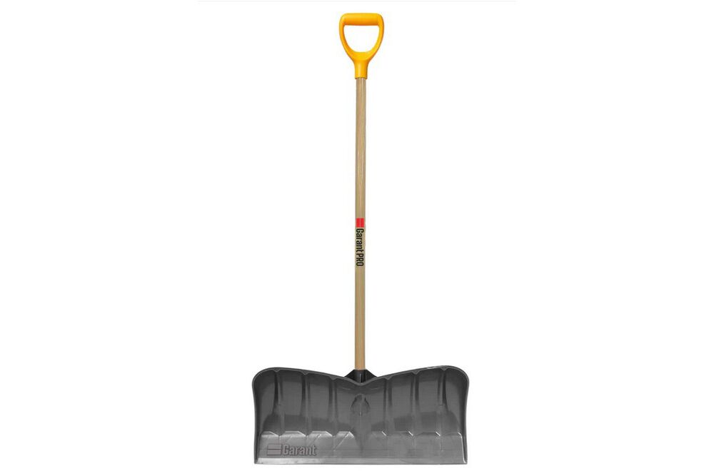 Garant Polypro 26 inch snow pusher GIPP26KD 1