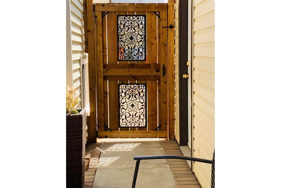 NUVO 15 x 24 RECTANGLE BLACK CAST FENCE INSERT ACW61 (3)