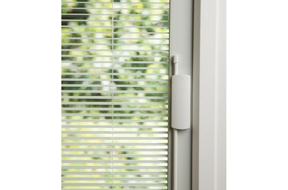 Centurion 64" Mini Blind Door Insert 5