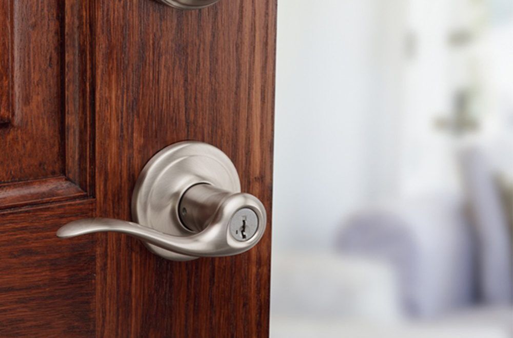 toluca-entry-lever-featuring-smartkey-in-satin-nickel (2)