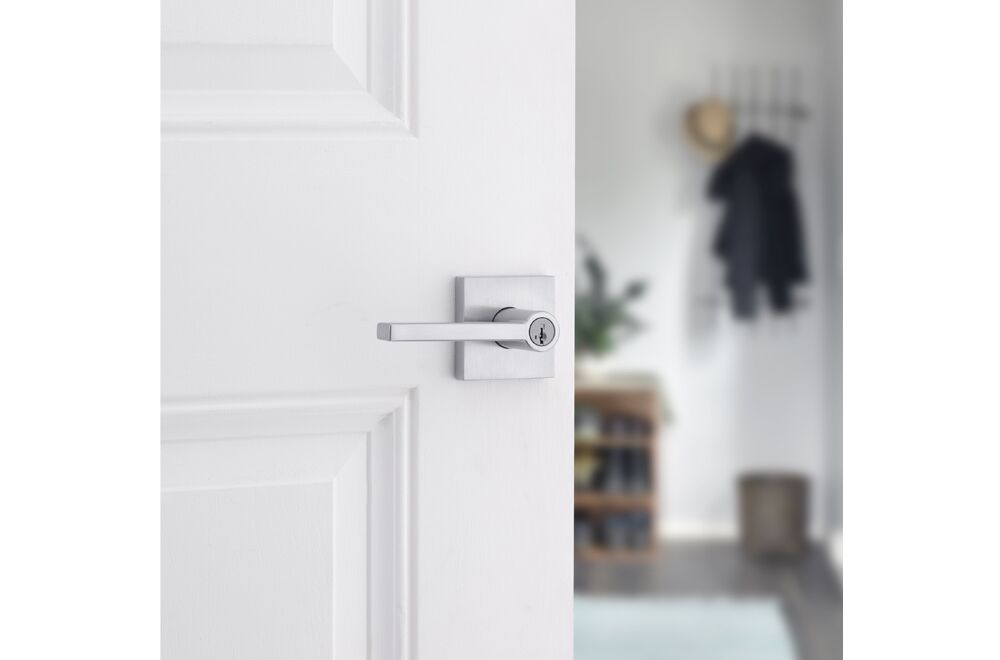 halifax-square-entry-lever-featuring-smartkey-in-satin-chrome keyed 1