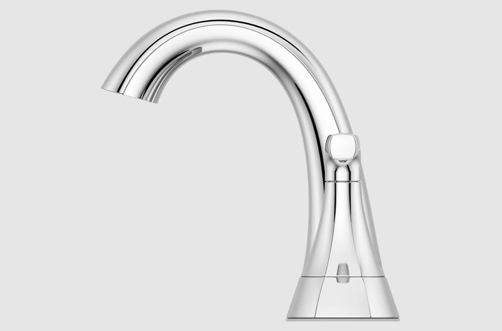 Pfister Rancho 2 Handle Lavatory Faucet - Image 12