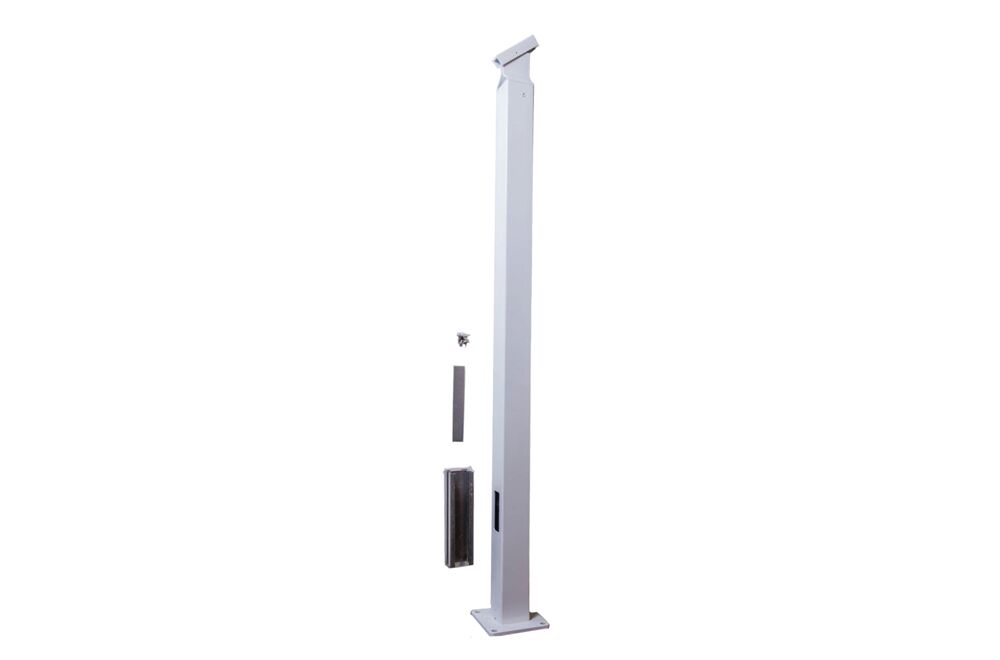 Vista mid stair post PB7734WT