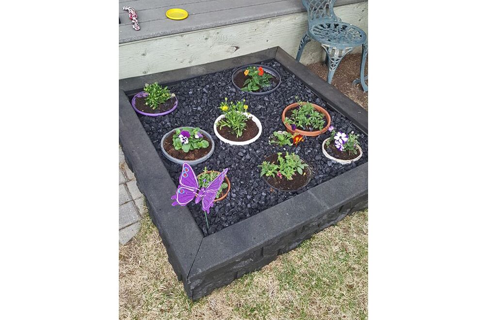 Shercom Stack Wall Raised Garden Kit 4