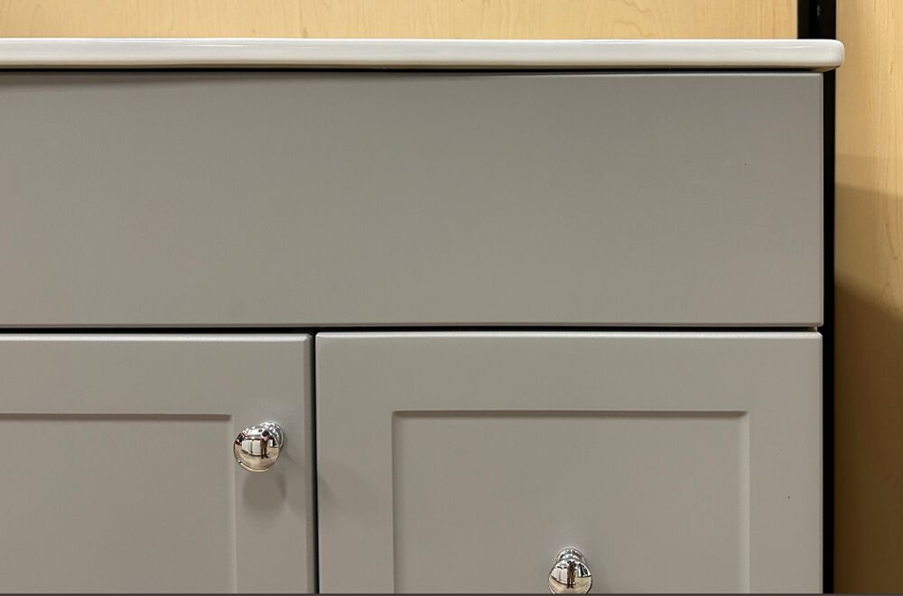 Presenza 30 inch Shaker Vanity - Grey 4