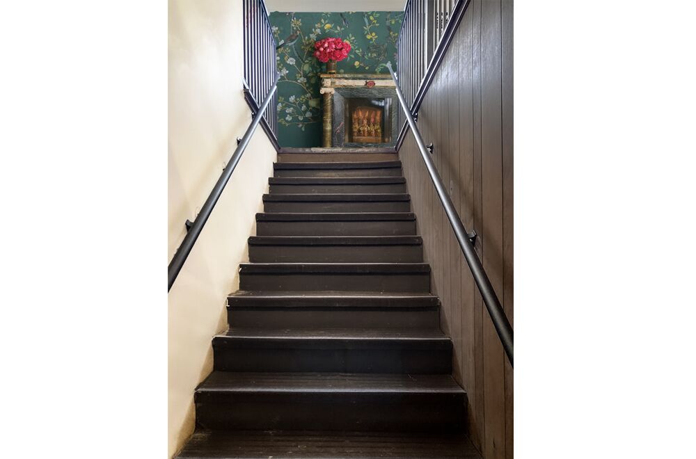 Vista ADA Round Hand Rail for residential and commerical interior
