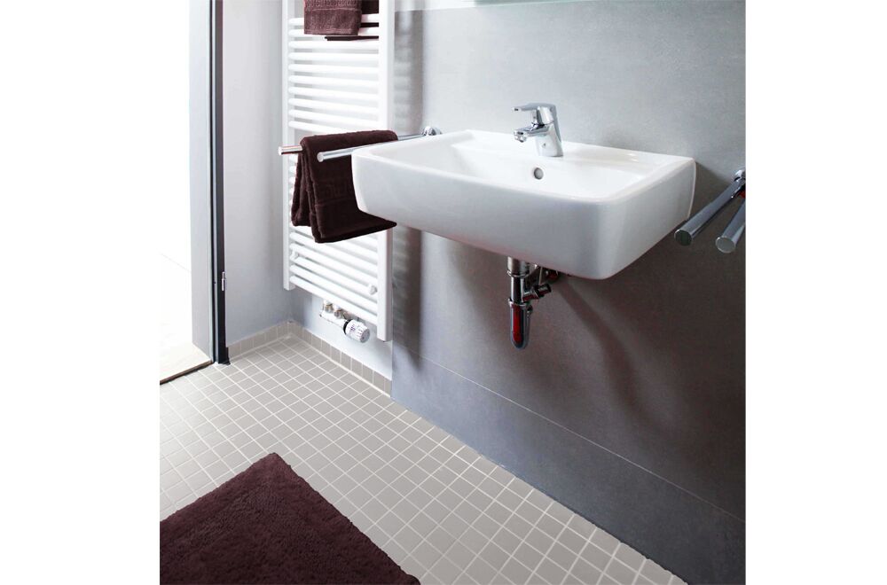 Essential 2x2 mesh mount tile avorio 1