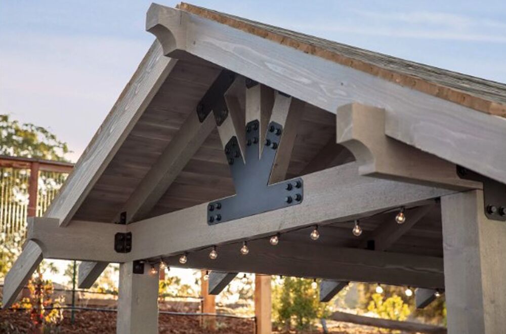 APVA6 OUTDOOR ACCENTS AVANT 6X ANGLE 3