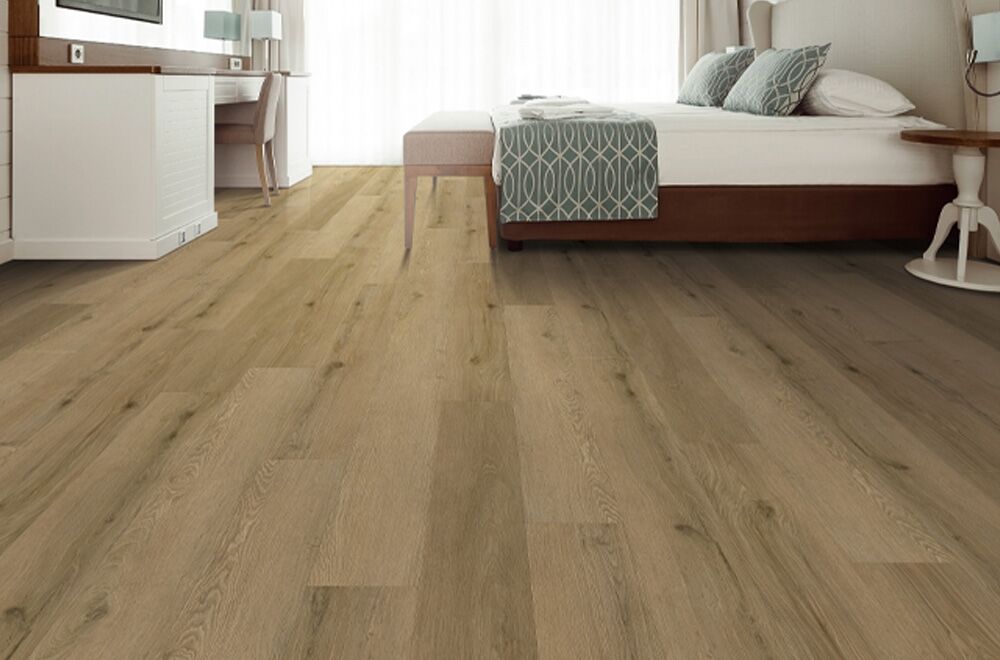 Hydro Max Thundershower Brown room shot